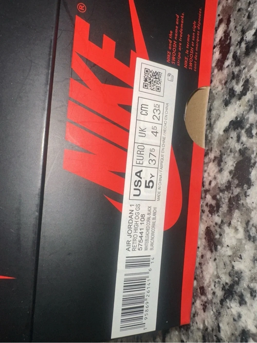 Nike Air Jordan 1 Retro High OG GS Stage Haze - Size 5Y brand new